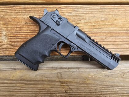 Magnum Research Desert Eagle L5 357MAG USED with Box and 7 Magazines